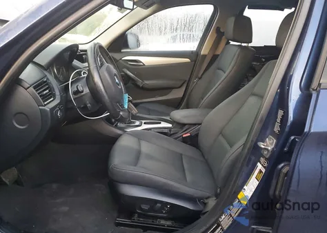 2014 BMW X1 xDrive28I z USA, uszkodzony, nr VIN WBAVL1C54EVY23550